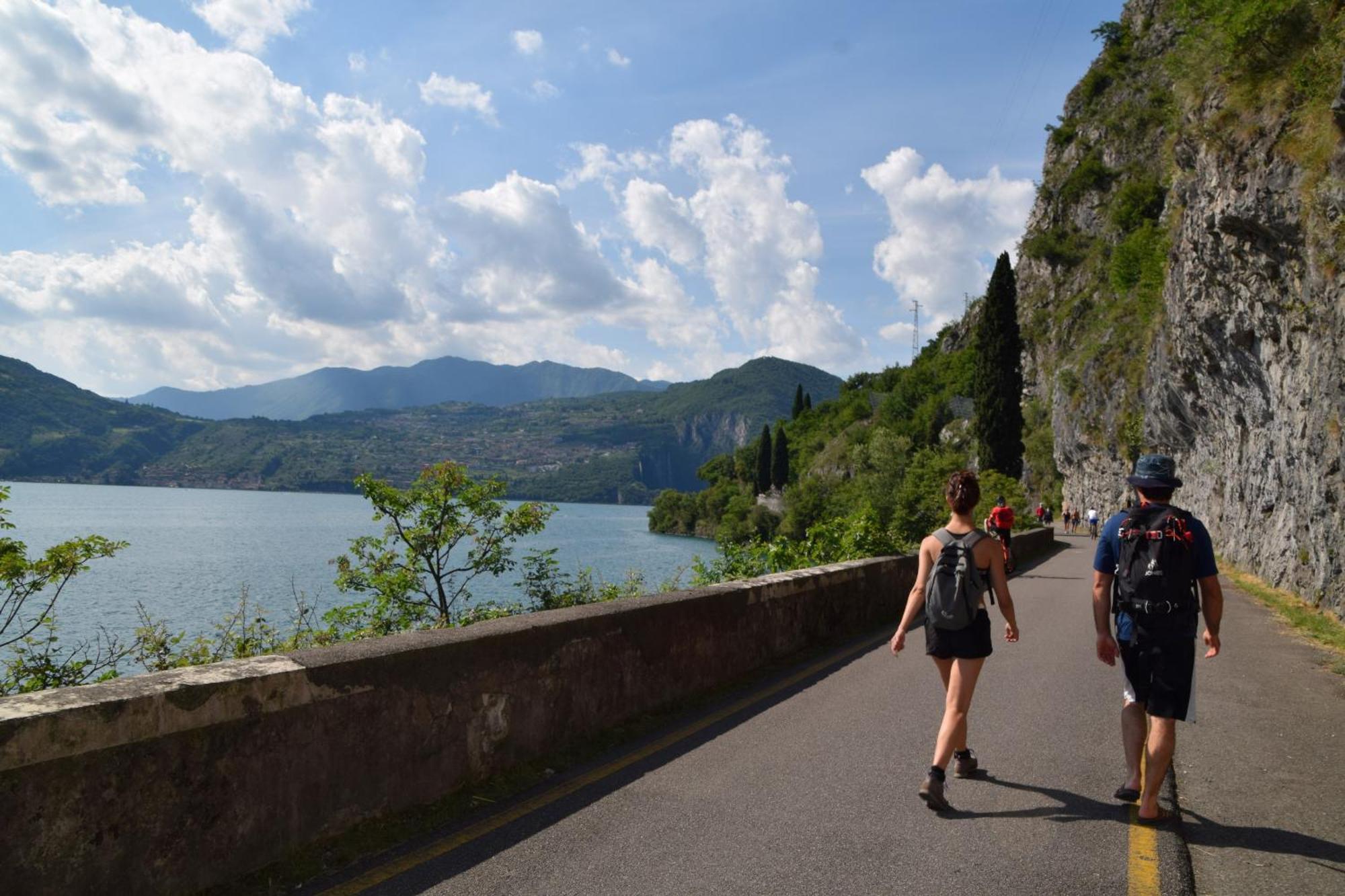 Angelo&Mari Mountain Lake Iseo Hospitality Marone Eksteriør billede